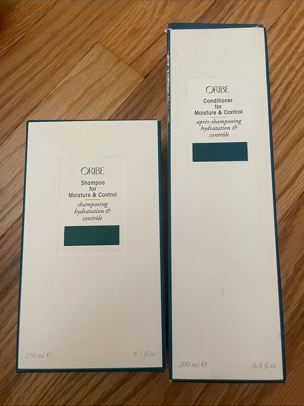 Oribe Moisture & Control